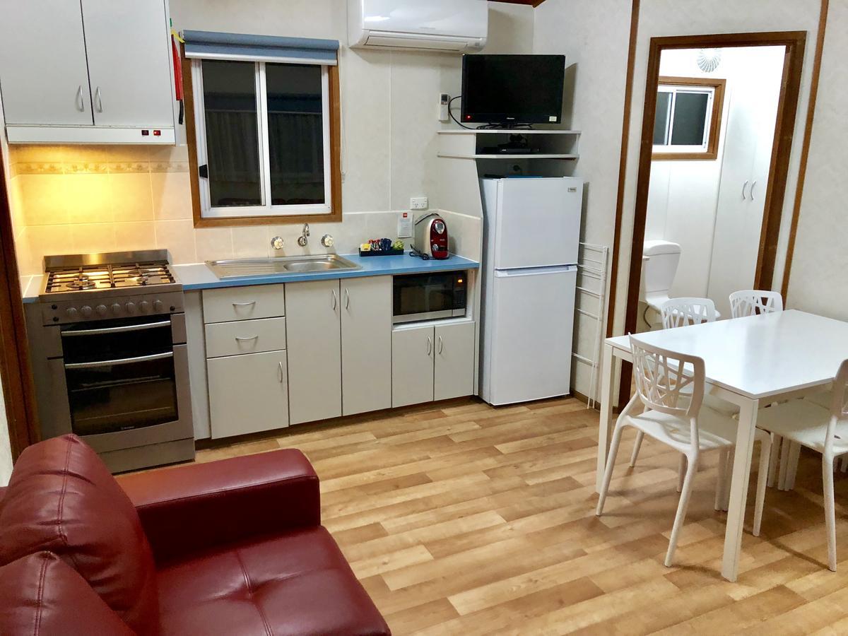 Toora Tourist Park Hotell Rum bild