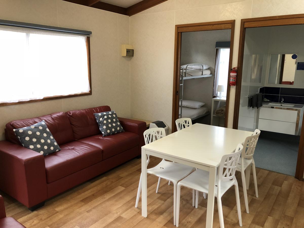 Toora Tourist Park Hotell Rum bild